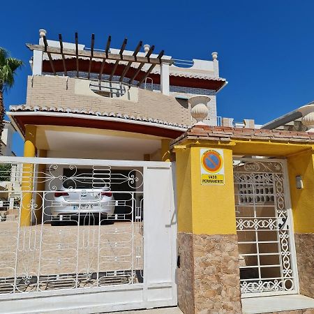 Chalet Los Jarrones Torre Del Mar Extérieur photo