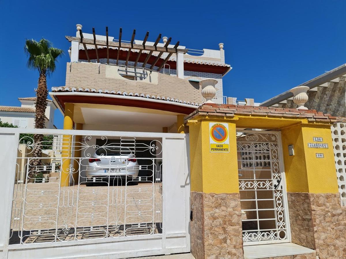 Chalet Los Jarrones Torre Del Mar Extérieur photo