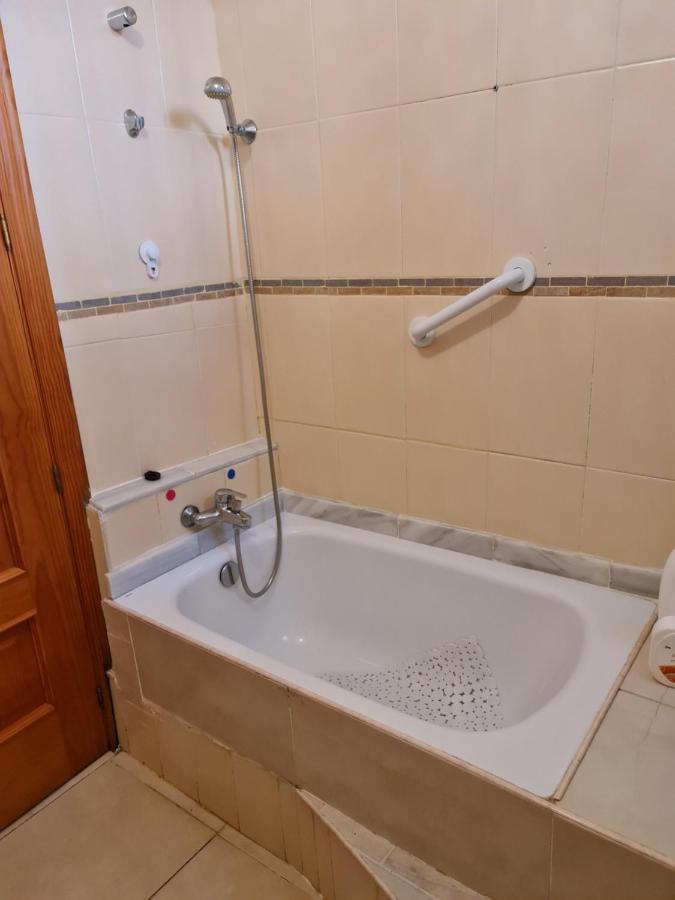 Chalet Los Jarrones Torre Del Mar Extérieur photo